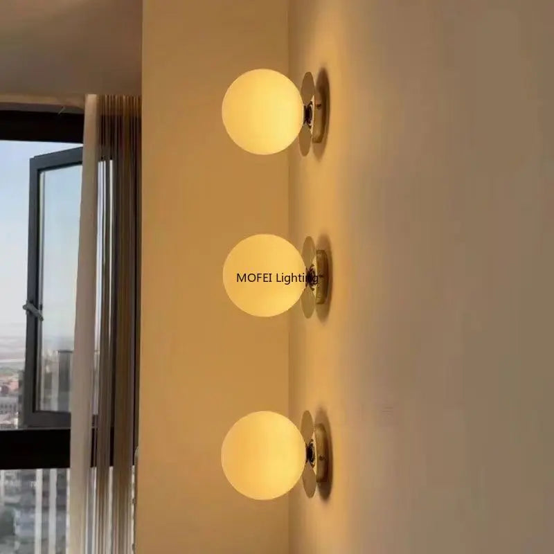 Nordic Globe Glass Wall Lamp Bathroom Mirror Front Minimalist Modern Bedroom Bed Sconce Lighting Fixtures Lamparas Home Decor