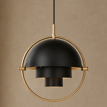 Pendellampa med formbar metallskärm – Forma – svart / Ø 28 cm / varmvitt – produktfokuserad miljöbild