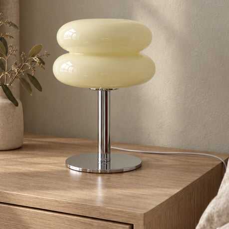Bordslampa i glas med USB – Cremia – Usb / creme A – produktfokuserad miljöbild