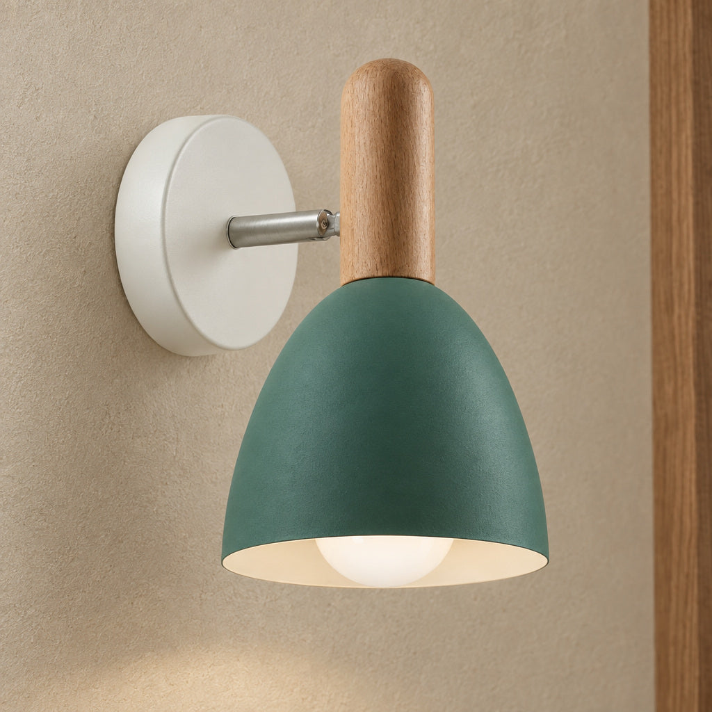 Vägglampa för läshörnan – Läsa – grön / varmt ljus – produktfokuserad miljöbild