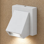 LED-vägglampa i aluminium – Lento – vit lamphus / kallvitt 6000 K / 5 W – produktfokuserad miljöbild