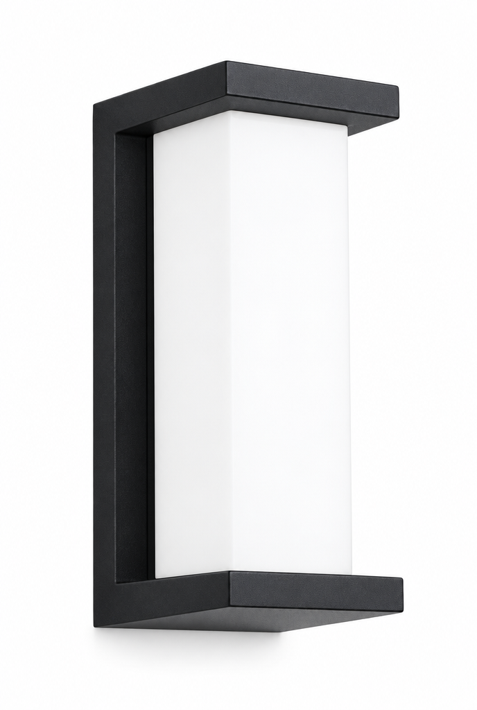 Hemton – utomhusvägglampa med opal diffusor – vit bakgrund