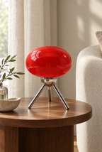 Bordslampa med glasskärm och kromade ben