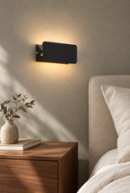 Hemton – justerbar rektangulär vägglampa